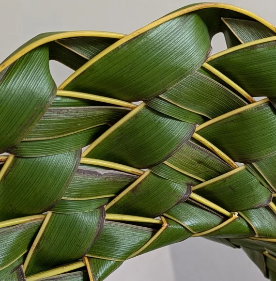 Leaf Hat Green Brown Red - Picture 11 of 14